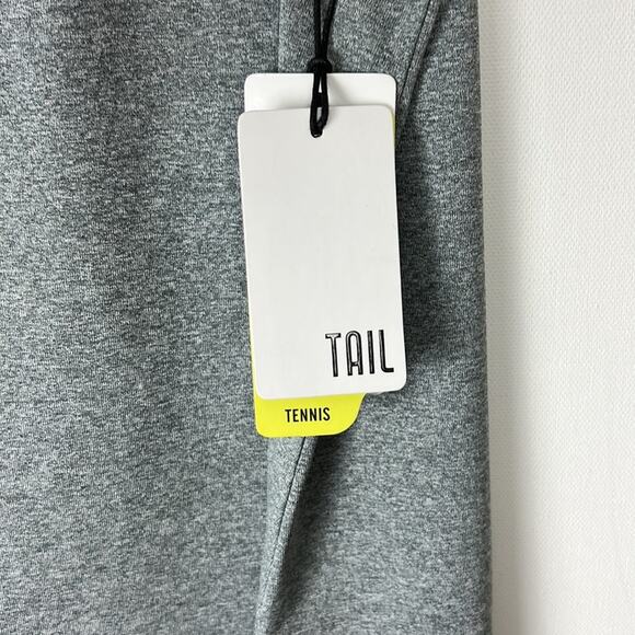 [NWT] Tail Tank Top - Women's‎ Small - Picture 3 of 4